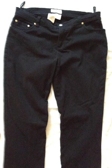 Kvalitné čierne nohavice john braner v. 40/42, 40