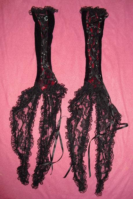 Goticke  metal luxusne korzetove rukavice, 