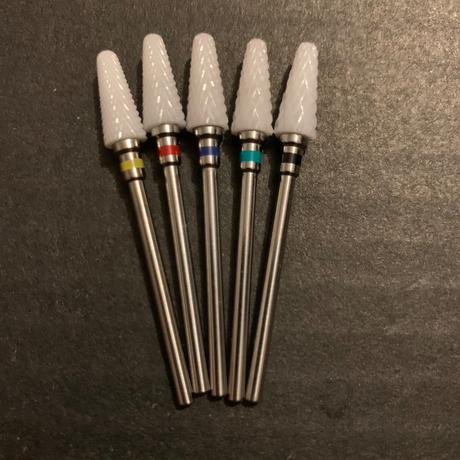 Keramické, diamantové a karbidové frézky na nechty, 