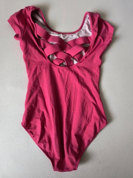 Dres na tanečnú pre 10-11 ročnú slečnu, bloch,146