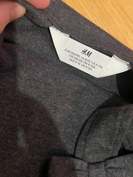 Dievcenske saty, h&m,140