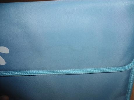 Kozmeticka taska na stetce, 