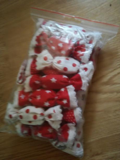 Rucne site latkove salonky,