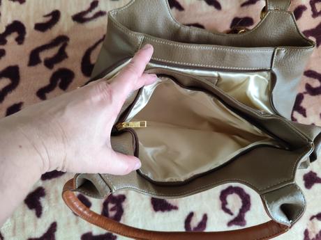 Hnedá koženná kabelka michael kors, nemá štítok, michael kors