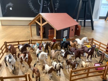 Veľká sada schleich, farma, kone, zvieratá a prísl, 