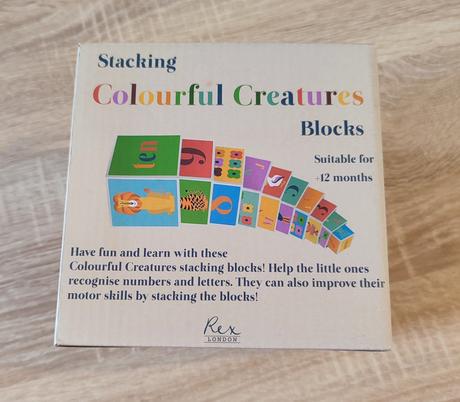 Škatuľková veža colourful creatures, 