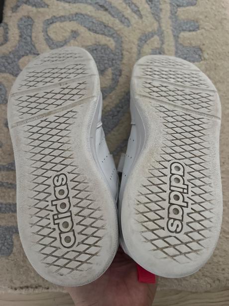 Adidas tenisky 33, adidas,33