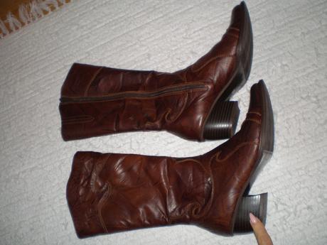 Navrhni cenu- krasne čižmičky, 36