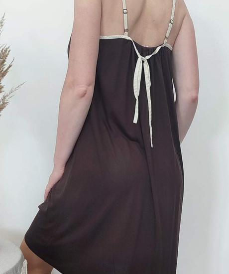 Tmavohnedé šaty, m