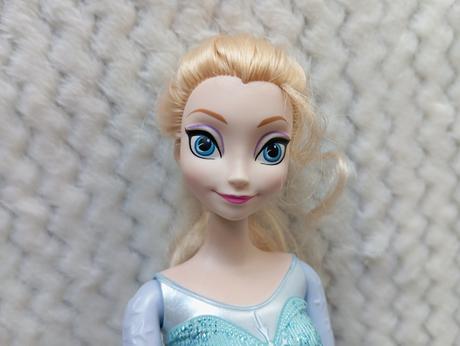 Barbie mattel elsa na korčuliach, 