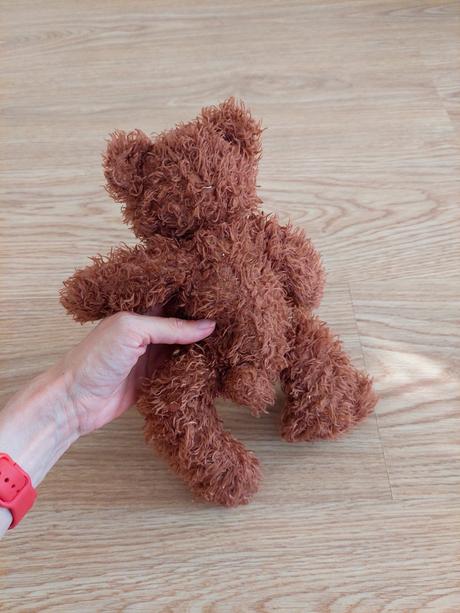 Klasicky plysovy medvedik macko, 