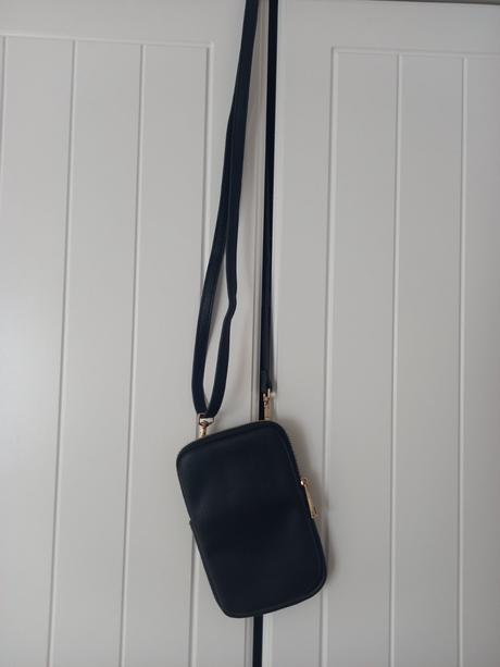 Malá kabelka na mobil, c&a