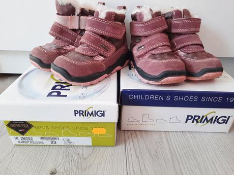 Čižmy pre dvojicky, 23