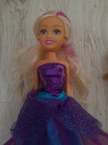Barbie bábiky,