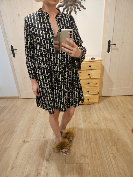 Krasne ackove satenove satky., l / m