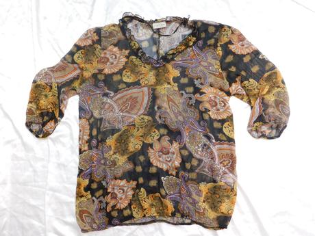 Velmi pekna bluzka, 46