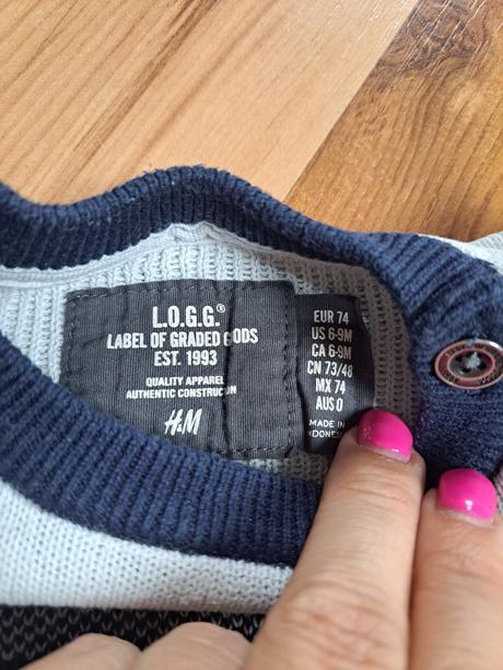 Svetríky, h&m,74