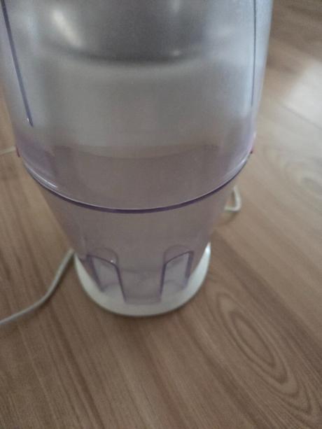 Odšťavovač, moulinex