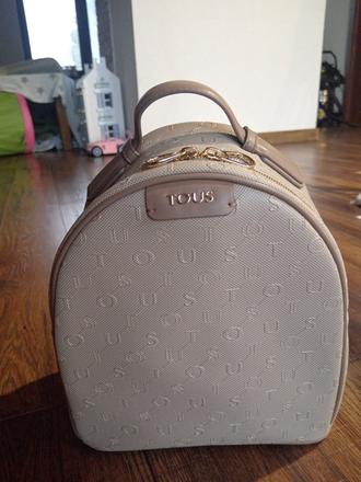 Kabelka, ruksak, tous