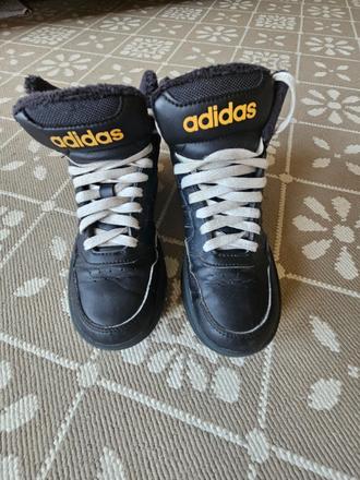 Kozene zateplene tenisky, adidas,33