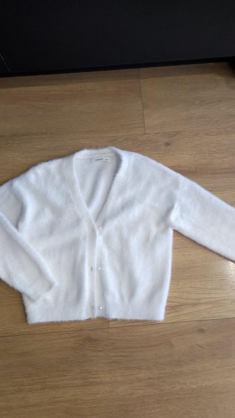 Sveter, reserved,128