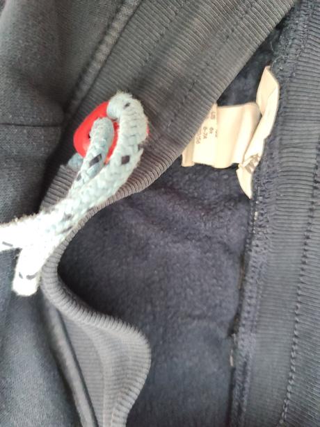 Predám chlapč. teplákové nohavice veľk. 122, h&m,122