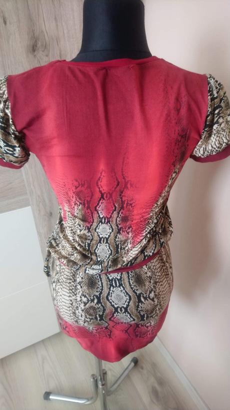 Elegantné šaty veľkosť m, m