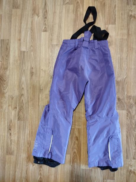 Oteplovačky 122/128, lupilu,122