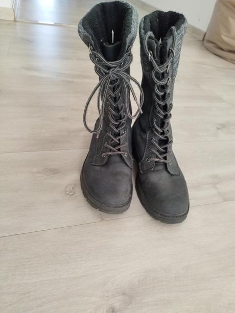 Čižmy na šnurovanie, 38