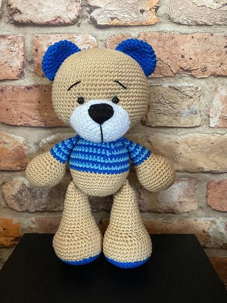 Macko (háčkovaný), 