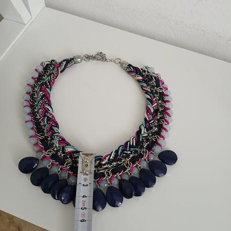 Tmavomodrý šnúrkovo-kamienkový náhrdelník, bijou brigitte