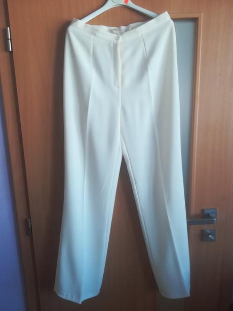 Elegantný kostým - sako, nohavice, top, 42