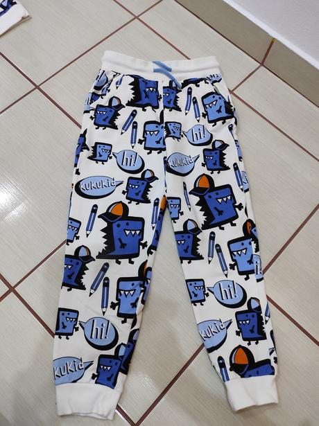 Tepláková súprava, 128