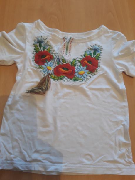 Tricko s vysivkou, 98