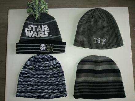 Chlapčenské čapice, 54