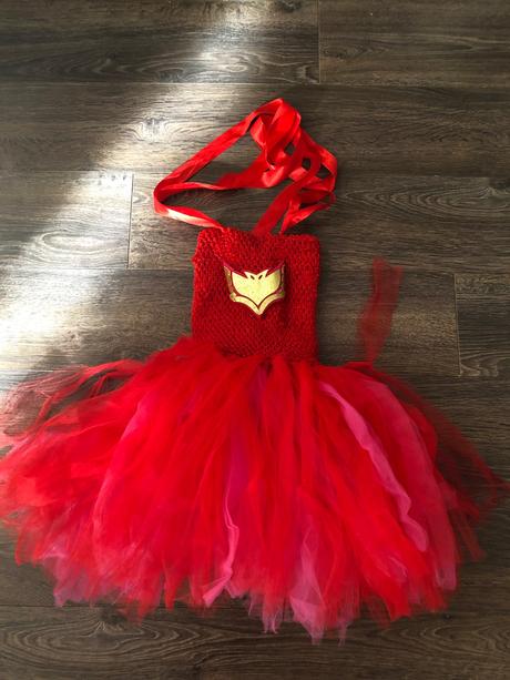 Karnevalova maska wonder woman, 