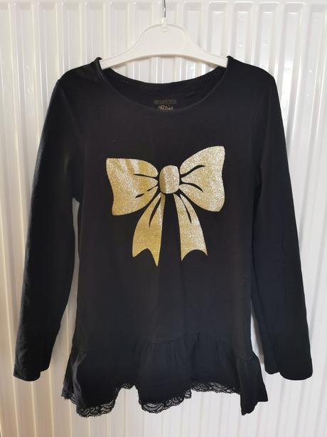 Dievčenské tričko, 122