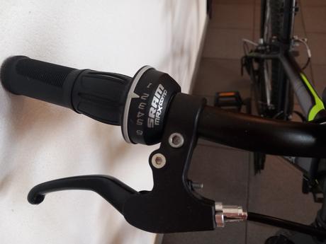 Horský bicykel decathlon, 24