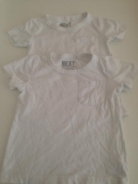 2 biele tricka s kapsickou cena spolu, next,86