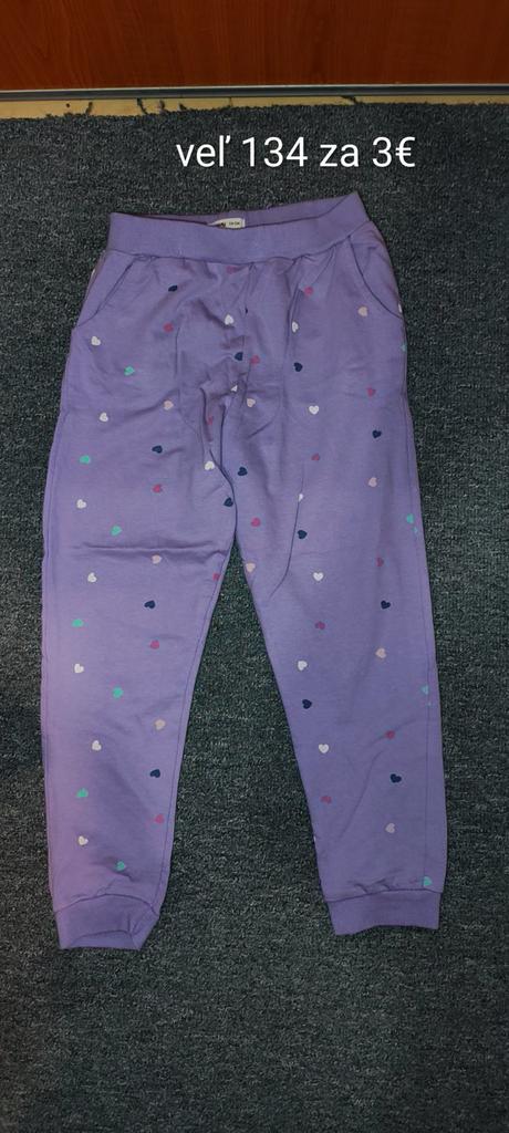 Nové tepláky veľ.134, sinsay,134