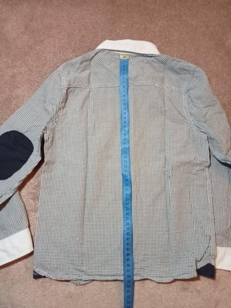 Krásna károv. košeľa s okras. zápat. na lakťoch, 134