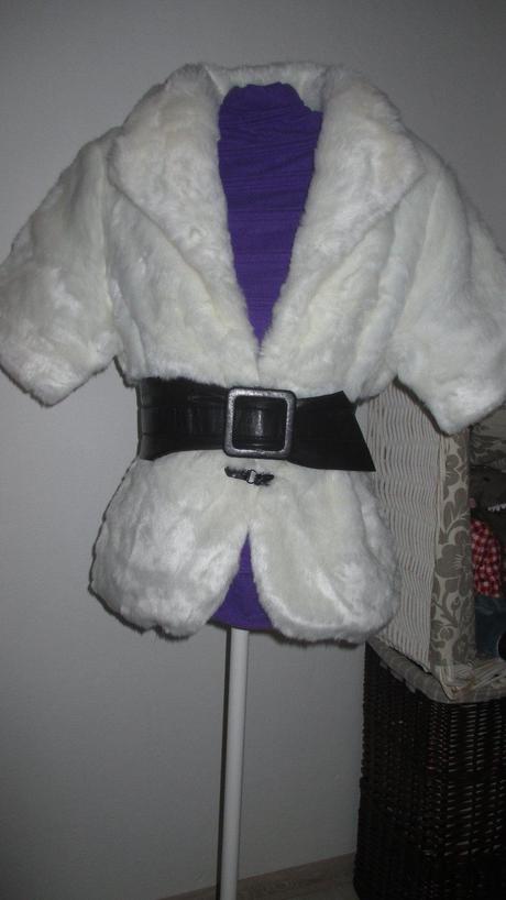 Biely kožuch -vesta, gate,s
