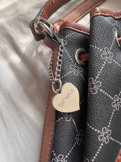 Bucket hnedo-čierna kabelka, 