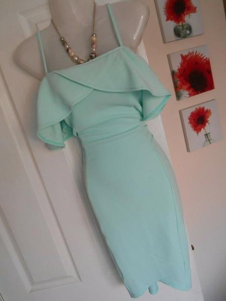 Nadherne mentolove saty, velkost 38, 38