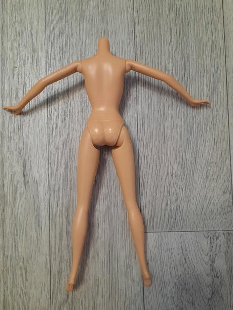 Telá pre barbie bábiky, 
