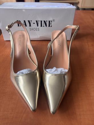 Spoločenské topánky, 38