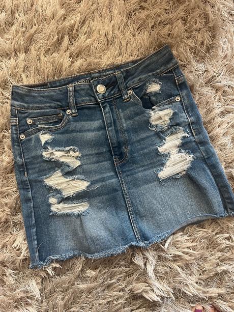 Rifľová sukňa, american eagle,38