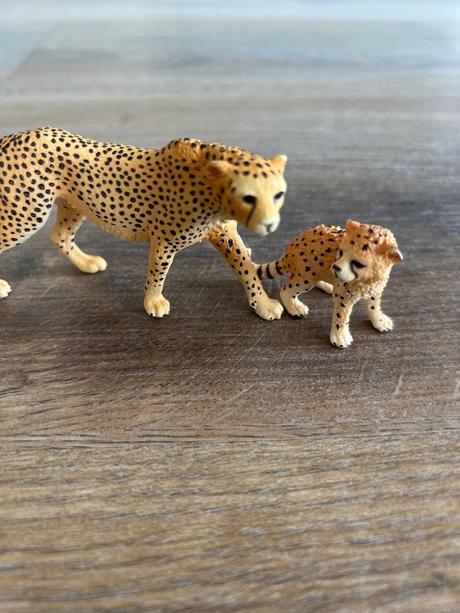 Schleich gepardy, 