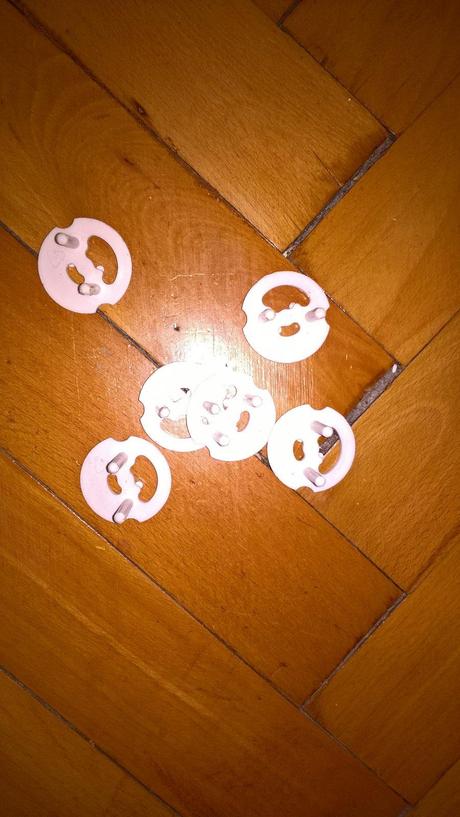 Bezpecnostne stuple do zastrciek, 