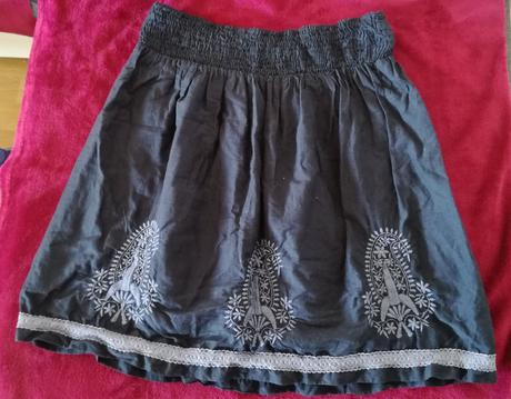 Zara sukna, zara,m